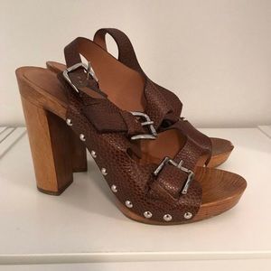 Dolce & Gabanna leather heel sandal